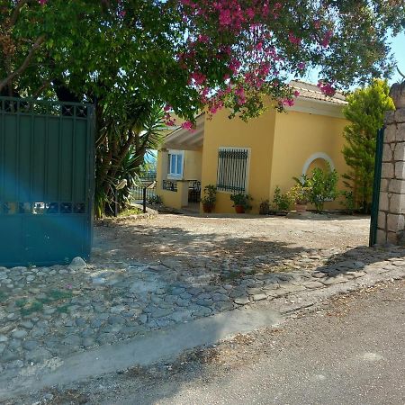 Olea Home Agia Pelagia Chlomou ภายนอก รูปภาพ
