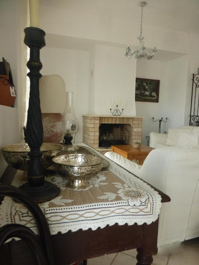 Olea Home Agia Pelagia Chlomou ภายนอก รูปภาพ