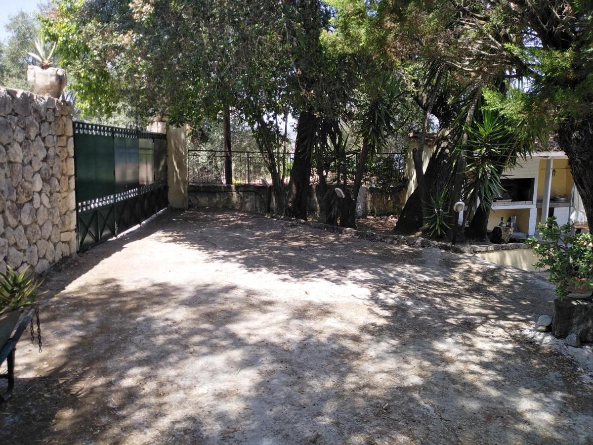 Olea Home Agia Pelagia Chlomou ภายนอก รูปภาพ